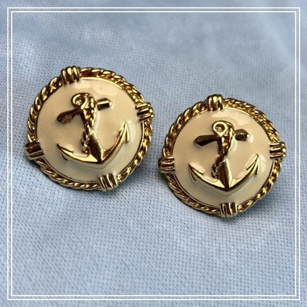 Nautical‎ Anchor Clip On Earrings Gold Tone White Cream Round Rope Border